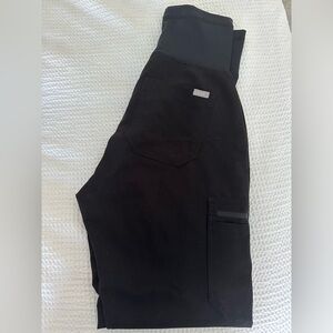 Figgs Maternity skinny straight leg
